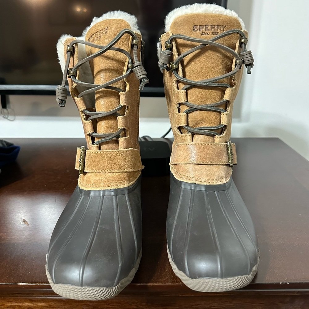 Sperry Lined Duck Boots - 8